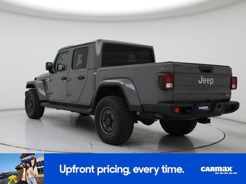 Gray 2020 Jeep Gladiator Overland