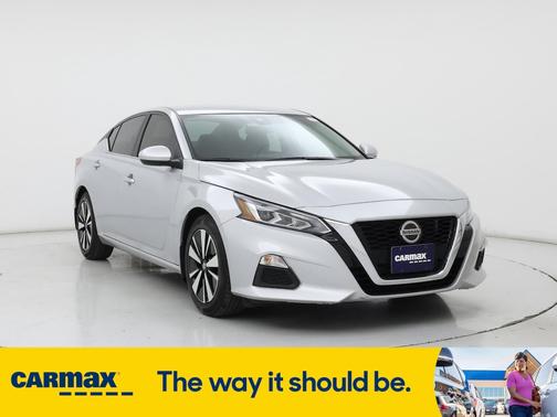 2022 Nissan Altima SV