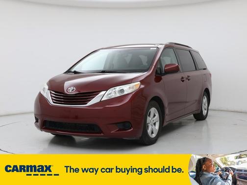 2016 Toyota Sienna LE