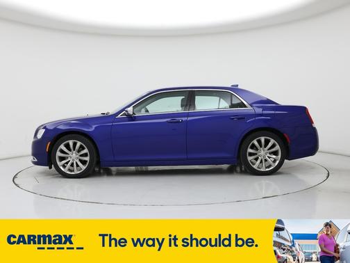 2019 Chrysler 300 Touring