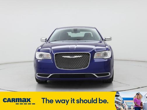 2019 Chrysler 300 Touring