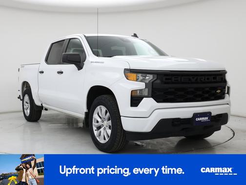 White 2022 Chevrolet Silverado 1500 Custom