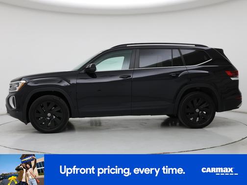 2025 Volkswagen Atlas SE w/Tech