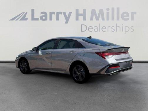 2026 Hyundai ELANTRA SEL