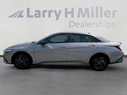 2026 Hyundai ELANTRA SEL