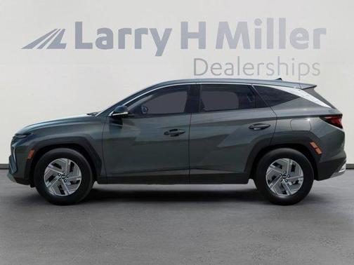 2026 Hyundai TUCSON Hybrid Blue SE