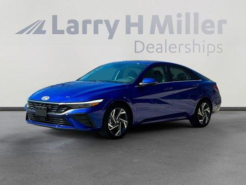 2025 Hyundai ELANTRA Limited