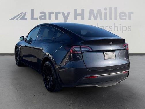 2025 Tesla Model Y Long Range