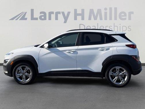 Lunar White 2023 Hyundai KONA SEL