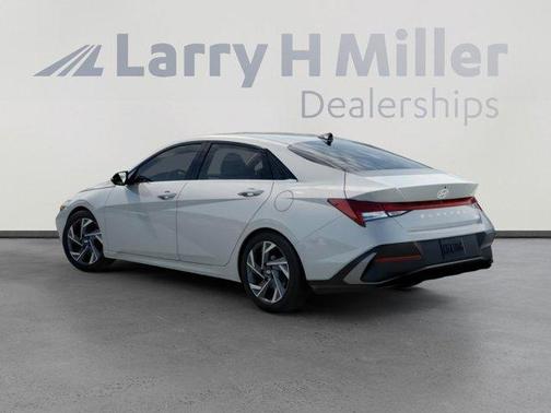 2025 Hyundai ELANTRA HEV Limited