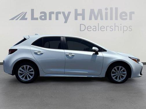 2024 Toyota Corolla Hatchback SE