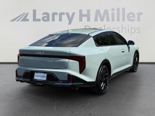 2025 Kia K4 GT-Line Turbo