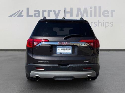 2017 GMC Acadia SLE-2