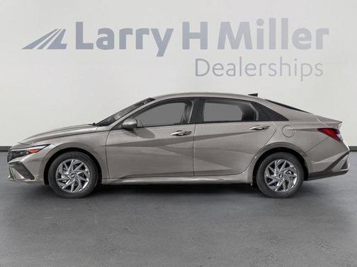 2024 Hyundai ELANTRA HEV Blue