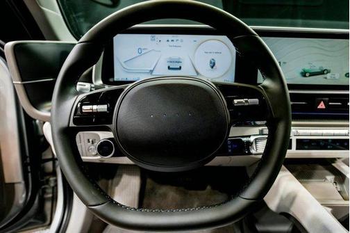 2025 Hyundai IONIQ 6 SEL