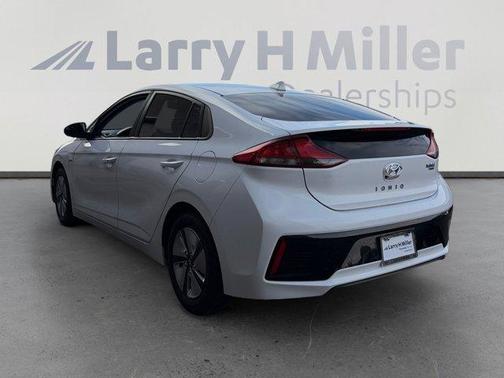 2017 Hyundai IONIQ Hybrid Blue