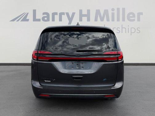 2022 Chrysler Pacifica Hybrid Limited