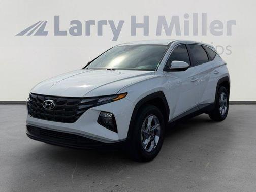 2023 Hyundai TUCSON SE