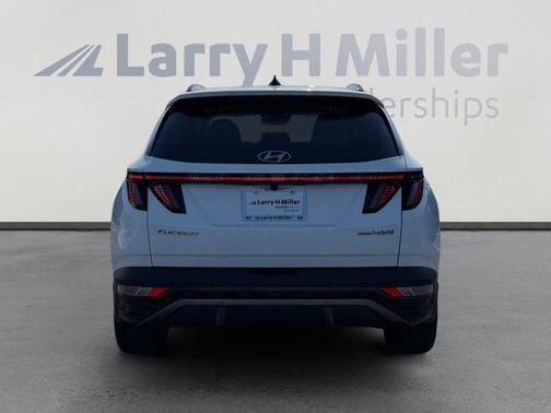 White Pearl 2024 Hyundai TUCSON Hybrid Limited