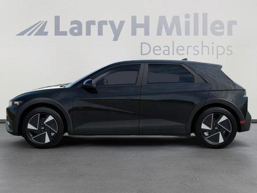 2025 Hyundai IONIQ 5 SE