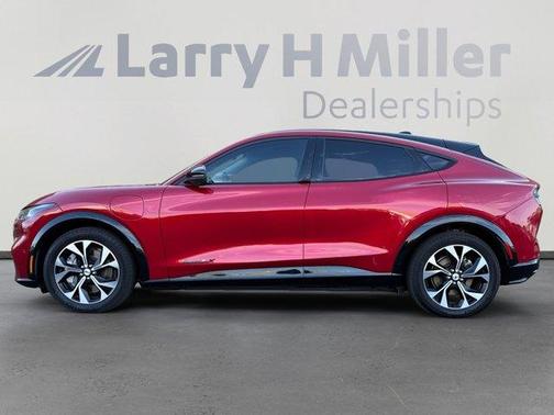 2022 Ford Mustang Mach-E Premium