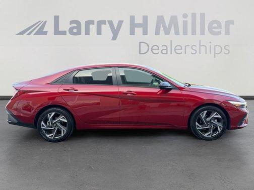 Red 2025 Hyundai ELANTRA SEL Sport