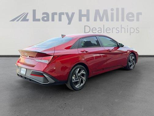 Red 2025 Hyundai ELANTRA SEL Sport