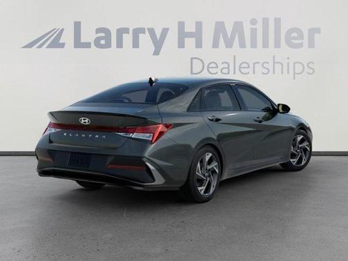 2026 Hyundai ELANTRA SEL