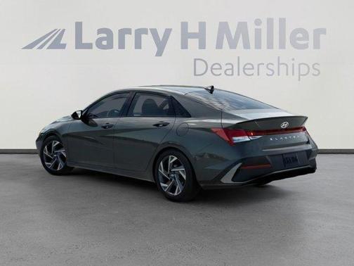 2026 Hyundai ELANTRA SEL