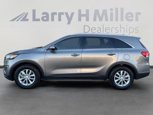 2018 Kia Sorento LX