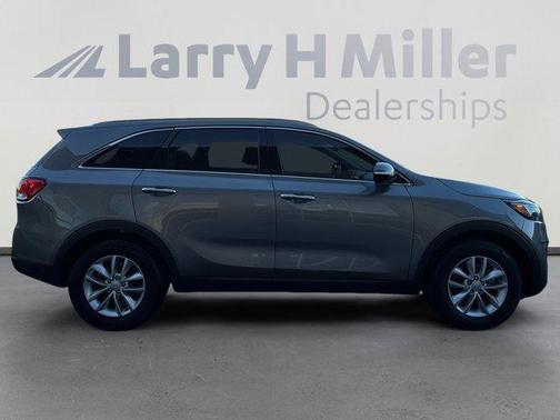 2018 Kia Sorento LX