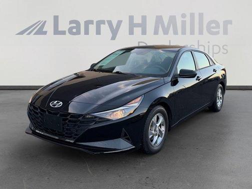 2021 Hyundai ELANTRA SE