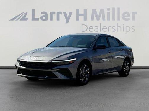 2025 Hyundai ELANTRA HEV SEL Sport