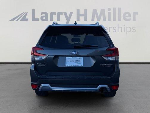 Magnetite Gray Metallic 2022 Subaru Forester Touring
