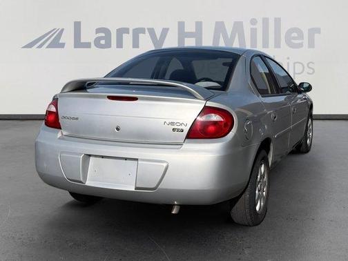 2005 Dodge Neon SXT