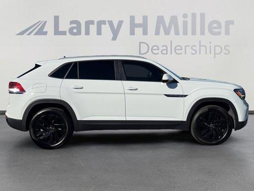 2021 Volkswagen Atlas Cross Sport 2.0T SE w/Technology