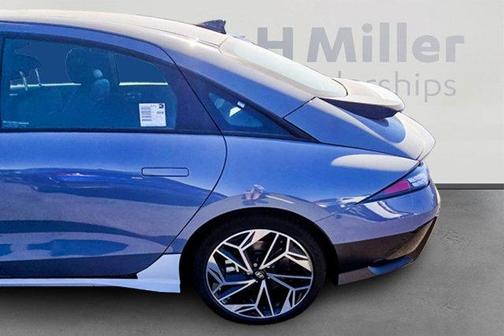 2025 Hyundai IONIQ 6 SEL