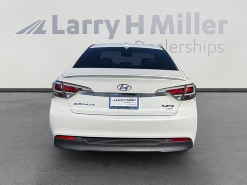 2017 Hyundai SONATA Hybrid Limited
