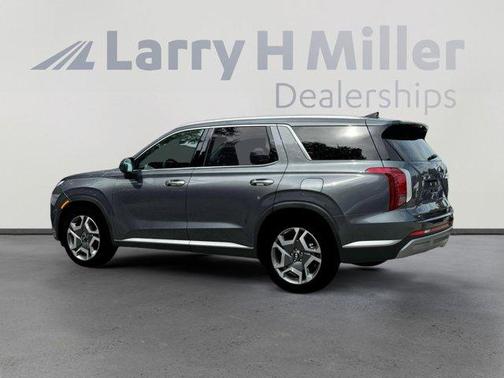 2025 Hyundai PALISADE SEL Premium