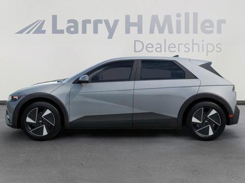 2025 Hyundai IONIQ 5 SE