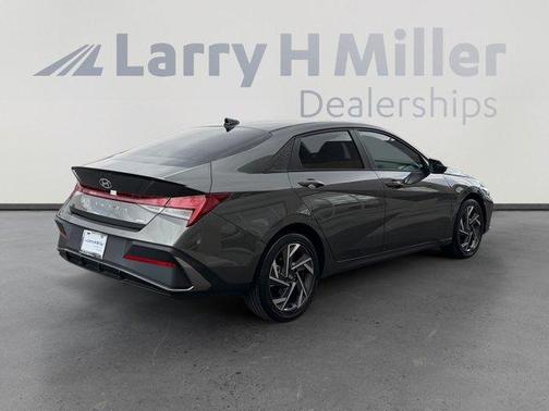 Amazon Gray 2025 Hyundai ELANTRA HEV SEL