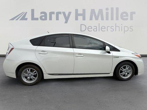 2011 Toyota Prius III
