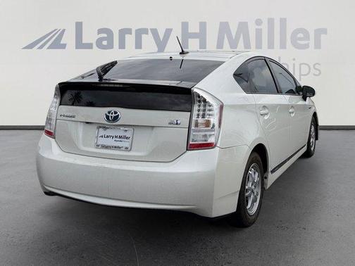 2011 Toyota Prius III