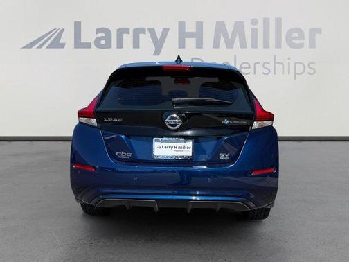 2022 Nissan Leaf SV PLUS