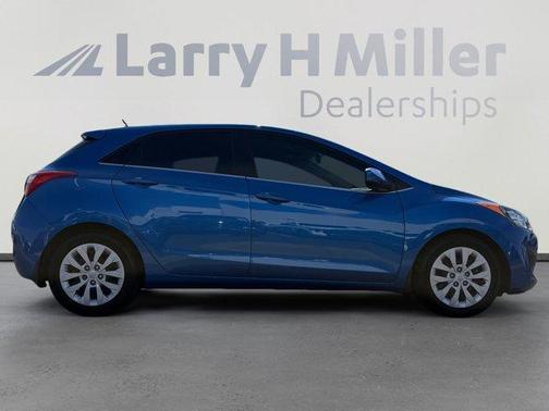 2017 Hyundai Elantra GT Base