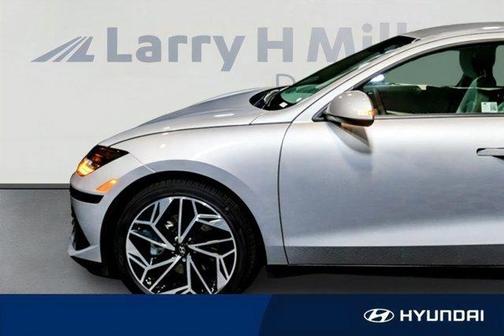2025 Hyundai IONIQ 6 SEL