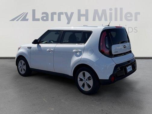 Clear White 2016 Kia Soul +