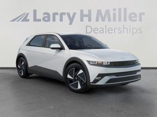 2026 Hyundai IONIQ 5 SE Standard Range