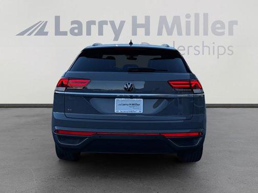 2022 Volkswagen Atlas Cross Sport 2.0T SE w/Technology