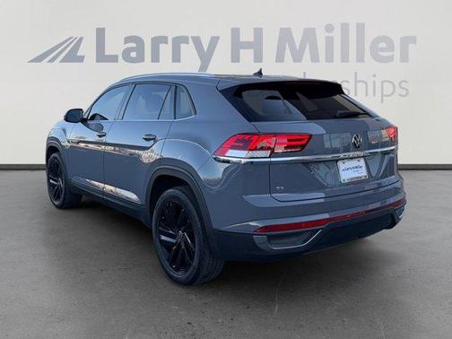 2022 Volkswagen Atlas Cross Sport 2.0T SE w/Technology